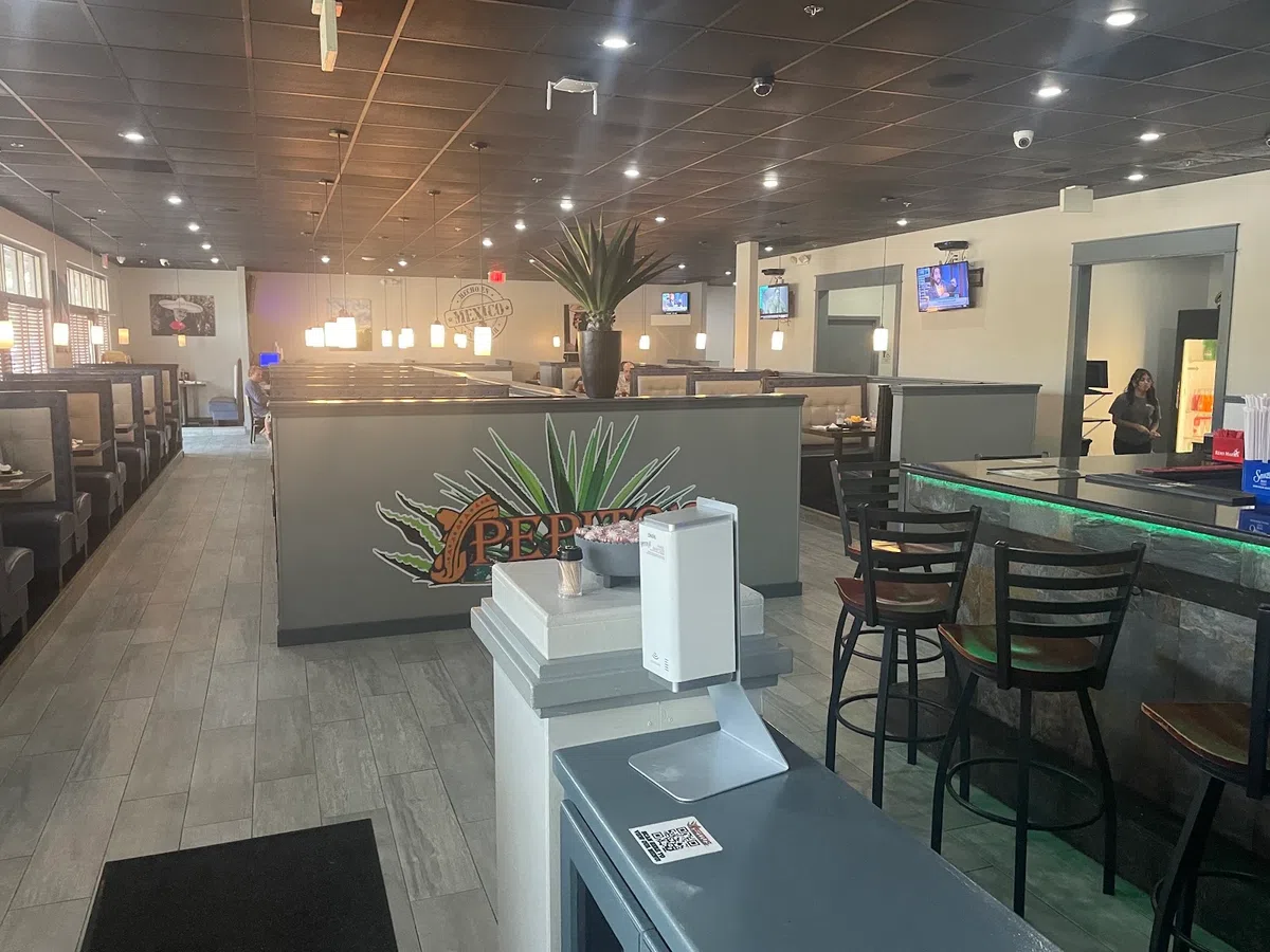 Bar & Grill